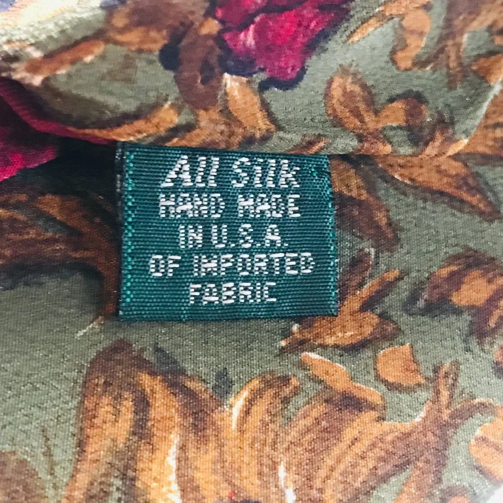 Robert’s Executive Accessories Ltd. VTG Silk Neck Tie Floral Hand Made in USA